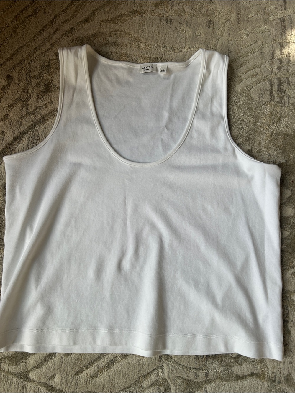 Aritzia White Scoop-Neck Tank